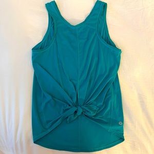 Lululemon Teal Top